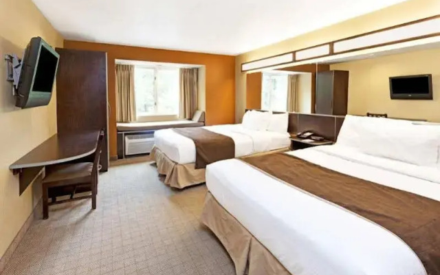 Microtel Inn & Suites Woodstock