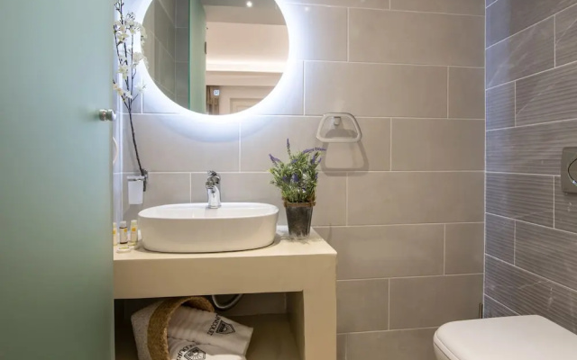 Suncourt Lux Rooms