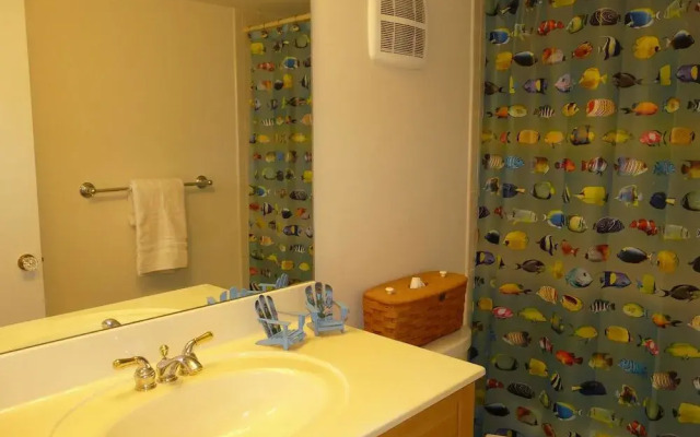 South Seas Tower 1-307