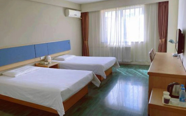 Home Inn (Xi'an Hi-tech Zone Keji 2nd Road Xi`an University North Gate)