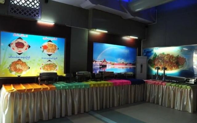 Golden City Crown Hotel