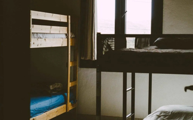 Blue Canary Hostel - Adults Only