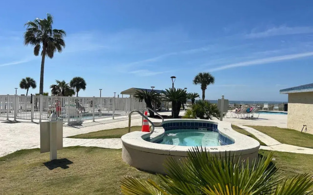 Plantation Palms 6103