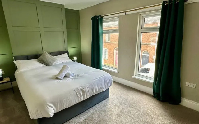 2br Ormeau Central in Belfast