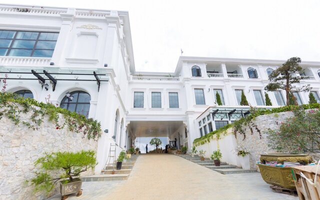Отель Silk Path Grand Resort & Spa Sapa вид на фасад