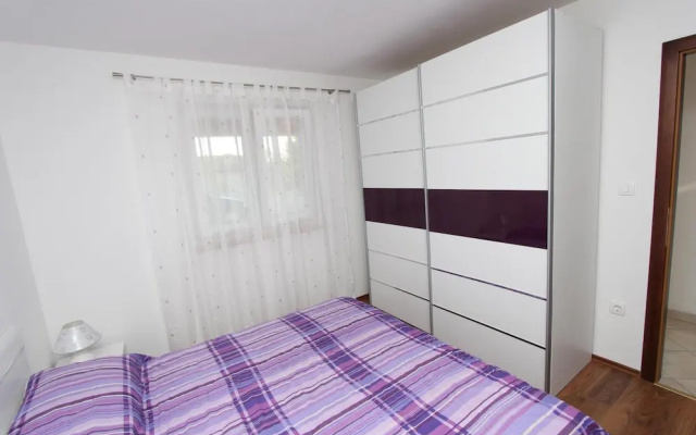 Dujmovic Superior Bungalow Wterrace Biba