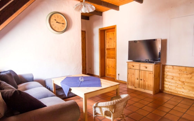 Holiday Apartment With 2 Bedrooms