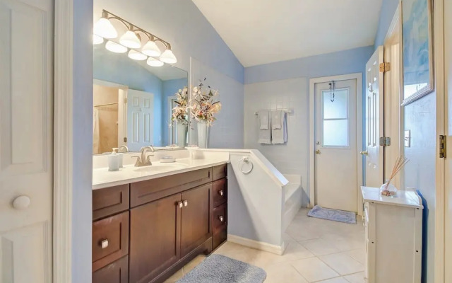 Athens Family Friendly Pool Home 1506