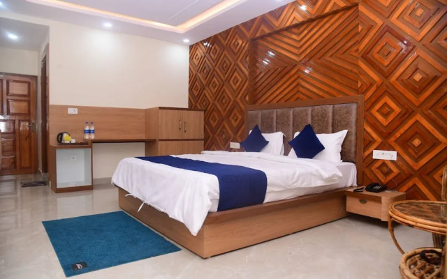 Hotel Radha Vallabh
