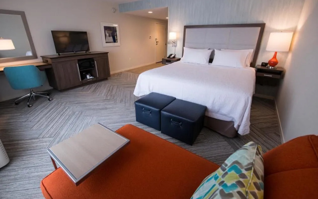 Hampton Inn & Suites by Hilton Fredericton