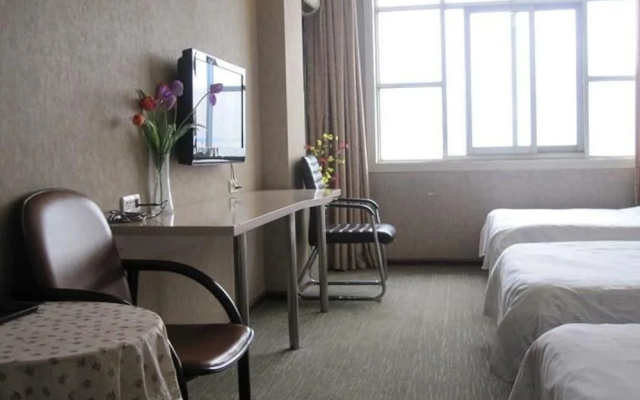 Jiuzhou Business Hotel(武汉市九洲商务宾馆)