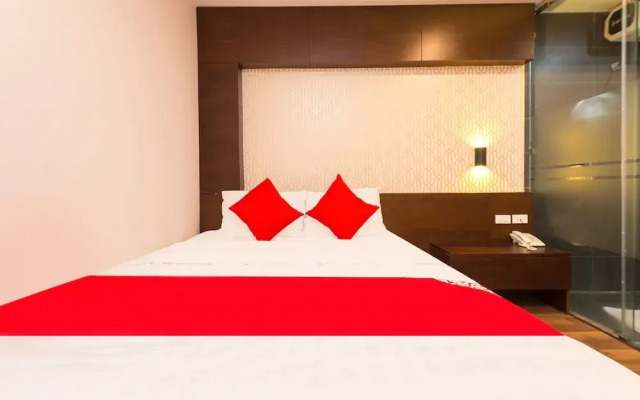 OYO 930 Thang Long Hotel