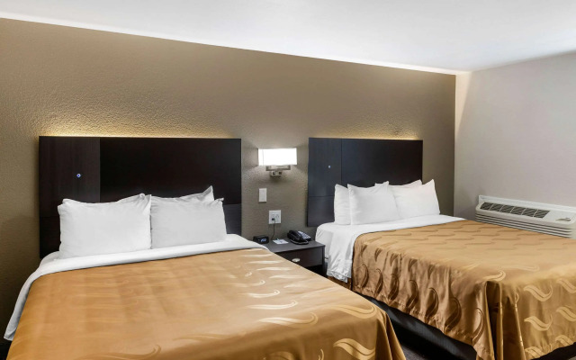 Quality Inn Kettleman City near Hwy 41