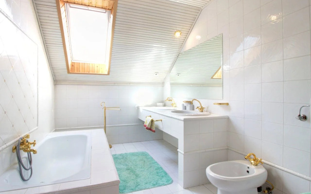 Apartman Majkic, Marija Majkic, sobodajalka