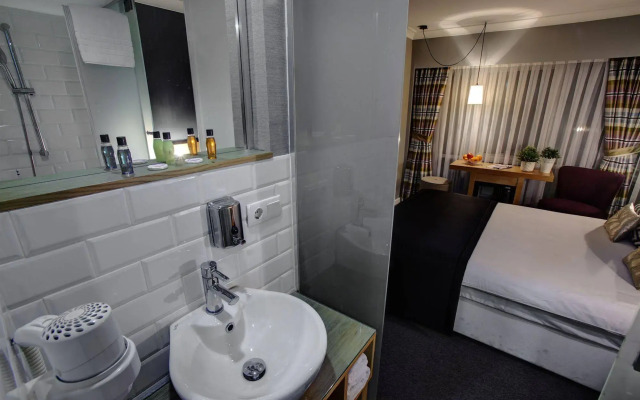 Istanbul Box Hotel
