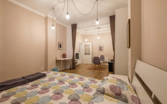 FM Deluxe 1-BDR Apartment - Solunska street
