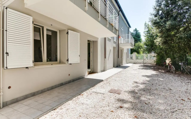 Campus House