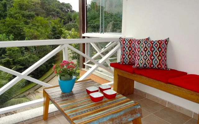Casa Verde e Mar