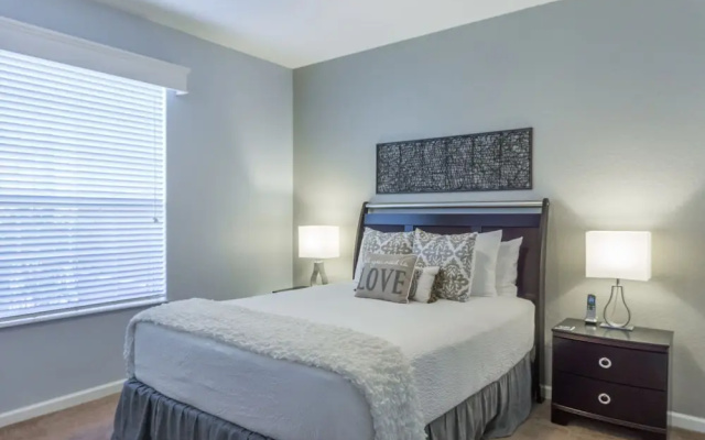 Casa Magnolias Deluxe 3 Bedroom Condo by RedAwning
