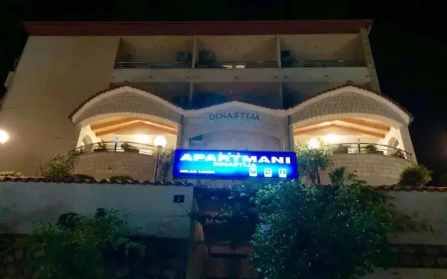 Apartments Villa Dinastija
