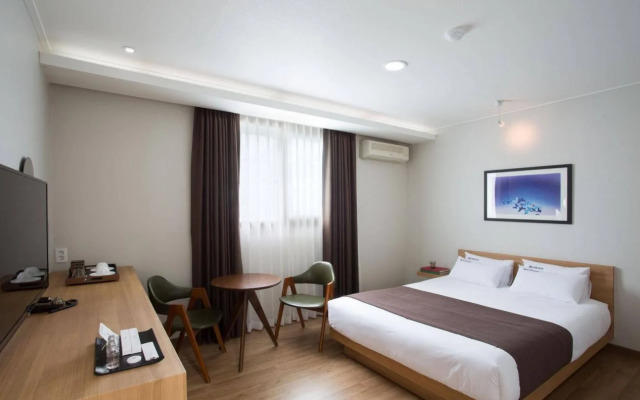 Stubborn Hotel