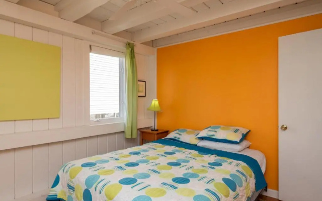 Cuddlefish by Oak Island Accommodations