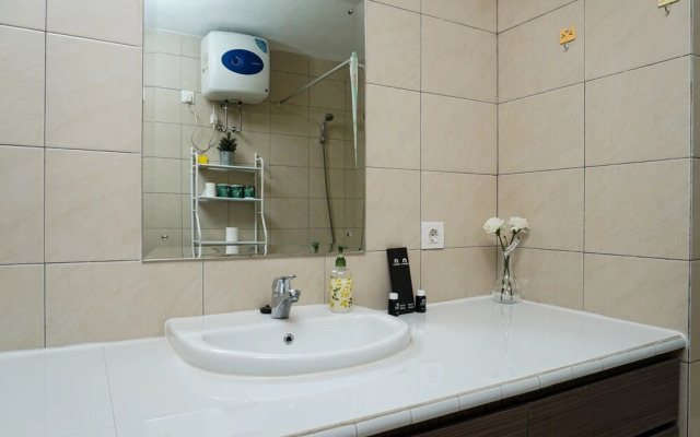 2BR Apartment at Central Park Residence near Mall