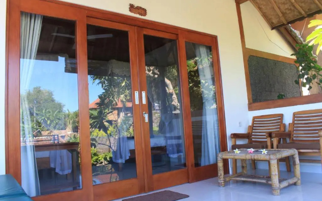 Bamboo Bali Hill Bungalows