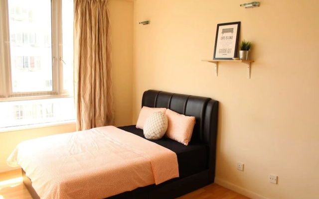 Tamarind Condo by SYNC