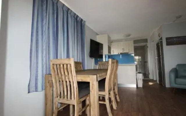 Beachfront 1, 25 Willow Street