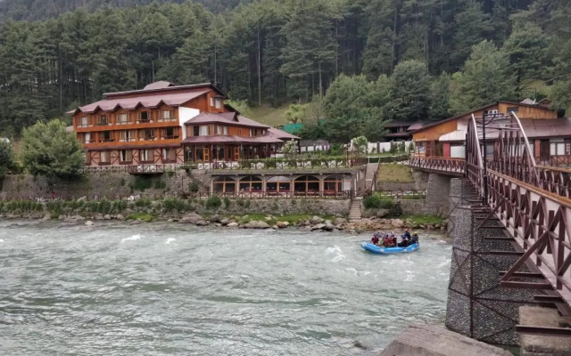 Hotel Heevan Pahalgam
