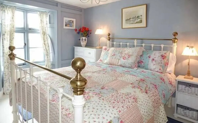 Blue Harbour Cottage