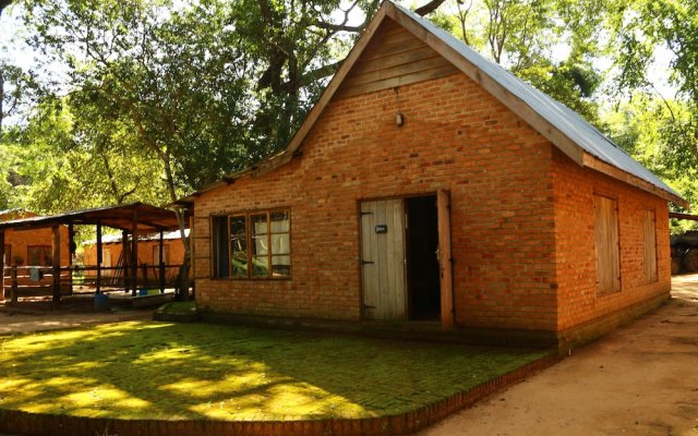 Kande Horse & Guest Farm House in Kande, Malawi from 170$, photos, reviews - zenhotels.com hotel front