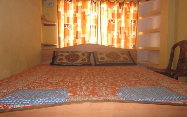 Khushi Paying Guest House