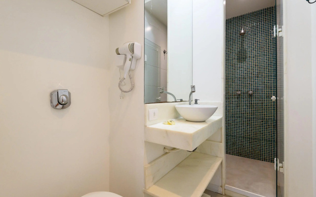 1Quarto com Vista Mar em Copacabana | MVC 15/911