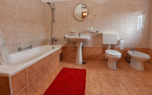 Nice Holiday House With Private Pool & Roof Terrace