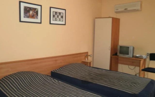 Family Hotel Kredo