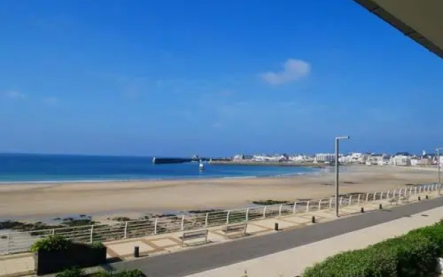 Apartment Quiberon - joli studio/mezzanine refait à neuf face grande plage