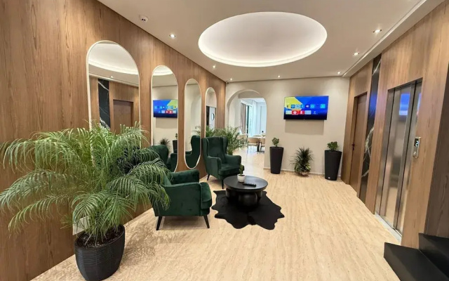 Noam Luxury Hotel