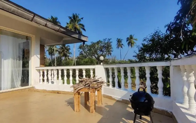 J-House, spacious apartments with balconies, Thalassa 1min away
