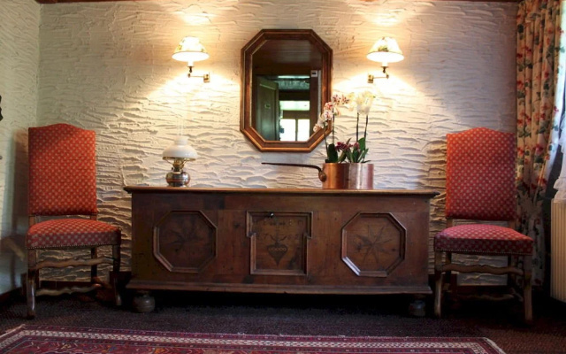 Hostellerie Bon Accueil Swiss Lodge