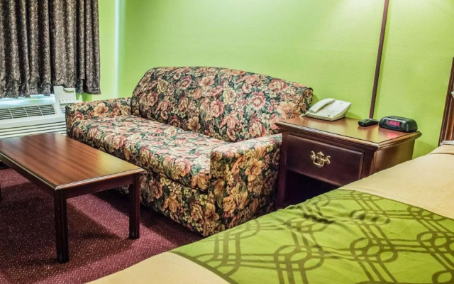 Econo Lodge Pittsburgh