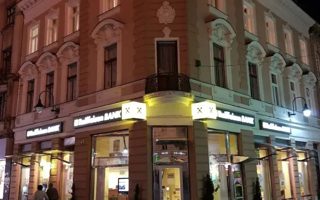 Promenade Inn