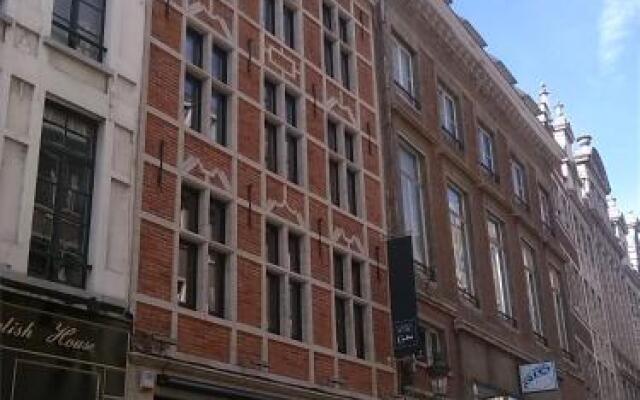 Отель Montagne Grand Place Бельгия, Брюссель - отзывы, цены и фото номеров - забронировать отель Montagne Grand Place онлайн вид на фасад