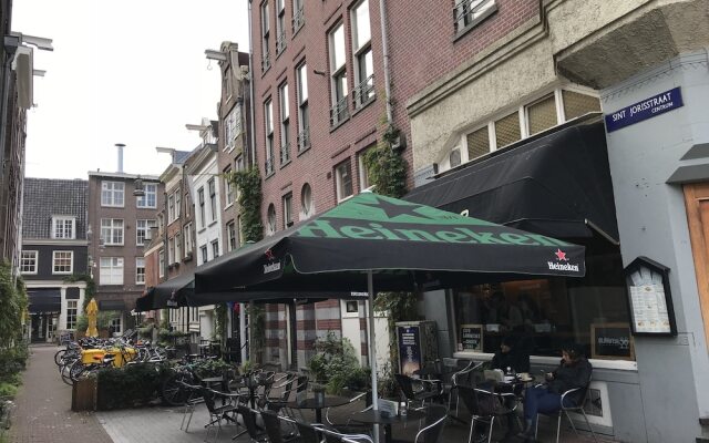 Отель Amsterdam4holiday Нидерланды, Амстердам - отзывы, цены и фото номеров - забронировать отель Amsterdam4holiday онлайн вид на фасад