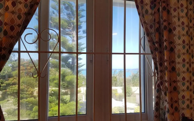 Golden Palms B & B