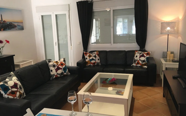 Penthouse, sea Views, Roof Terrace, Communal Pool