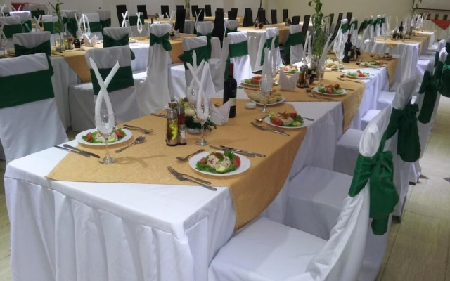 Hotel Astore Suites