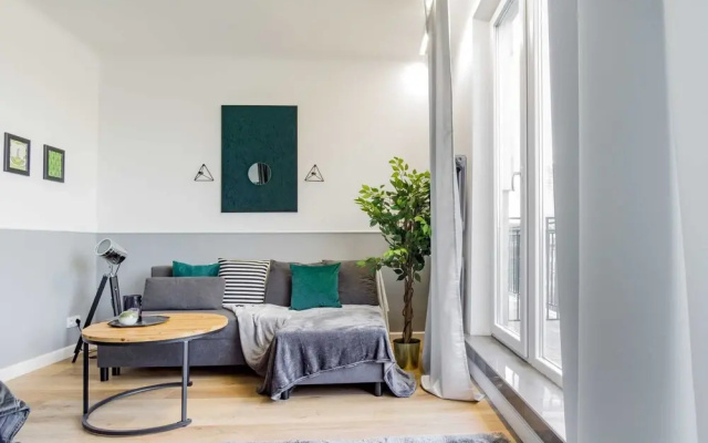 Warsaw Center Apartment