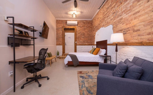 Hartwell Suites